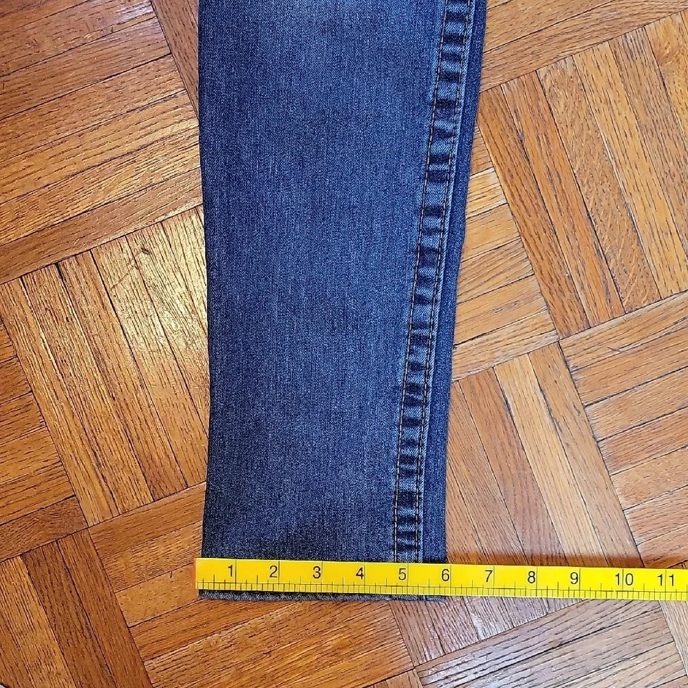 True Religion Women's Skinny Jeans in Dark Blue Wash Denim Jeans Size 30